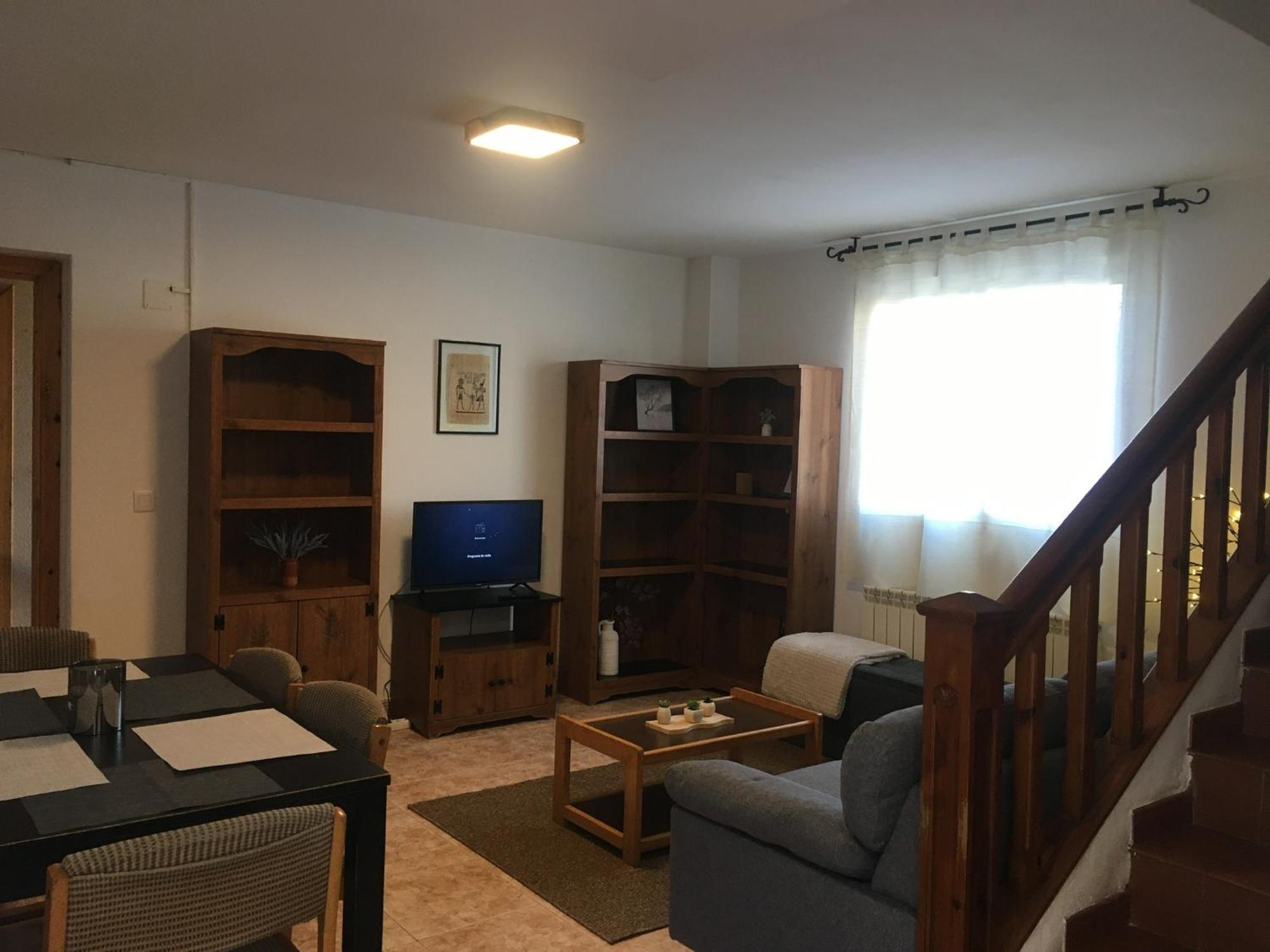 Villa Pirineo Aragones. Casa La Paz Sabiñánigo Esterno foto